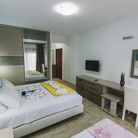 Miami Apartments Ulcinj Exterior photo